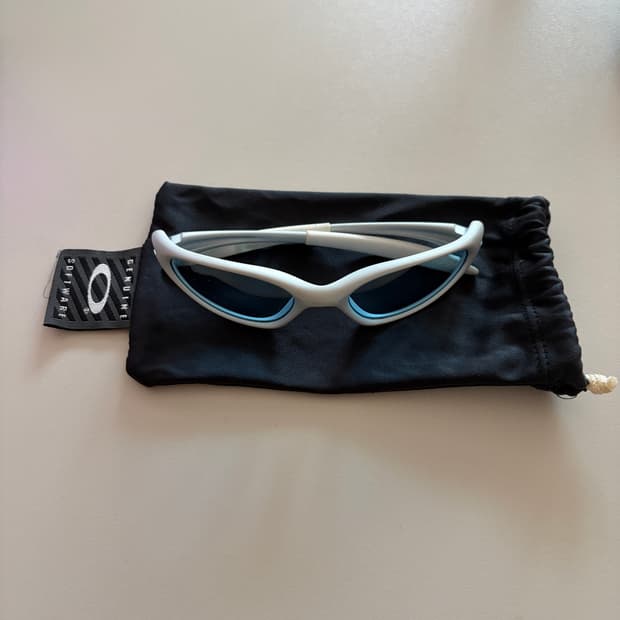 오클리 미닛 펄 블루 레어 빈티지 minute pearl blue