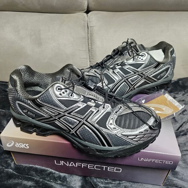 아식스 언어펙티드 콜라보 젤님버스 새상품