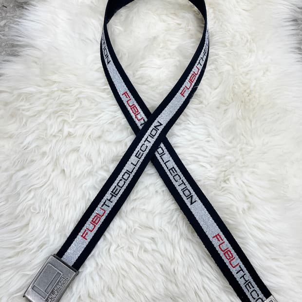 푸부 올드스쿨 레터링 버클 벨트