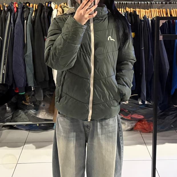 에비수 후드 패딩