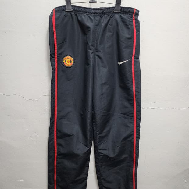 나이키 x 맨유 루즈핏 트레이닝 바지