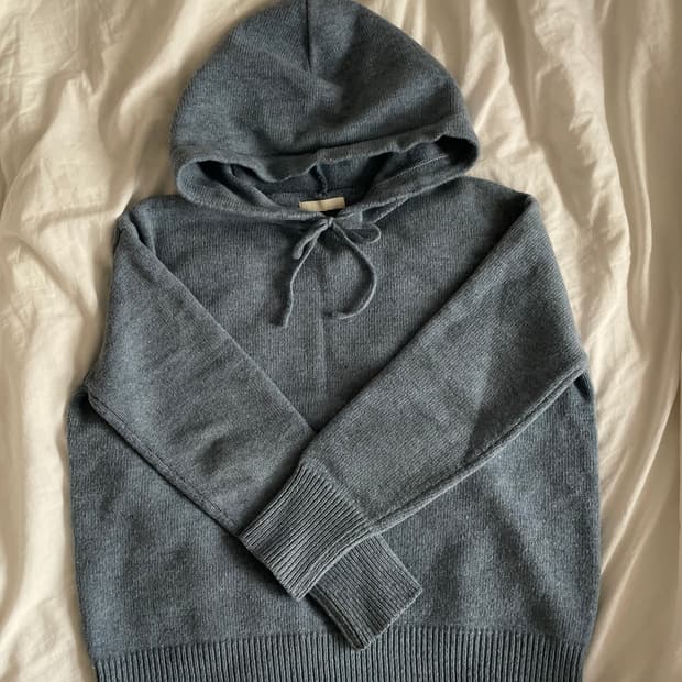 More or Less 모머올레스 니트 후드