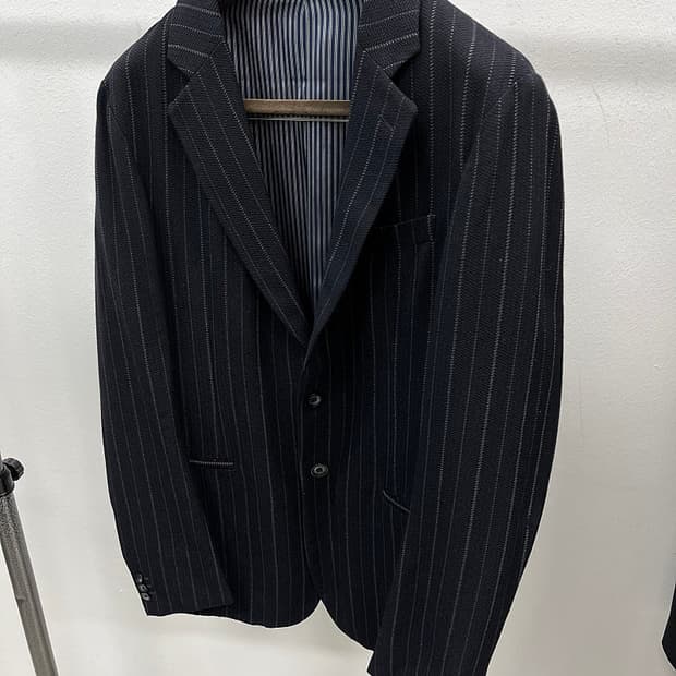 105-110) 조르지오알마니 스트라이프 자켓 