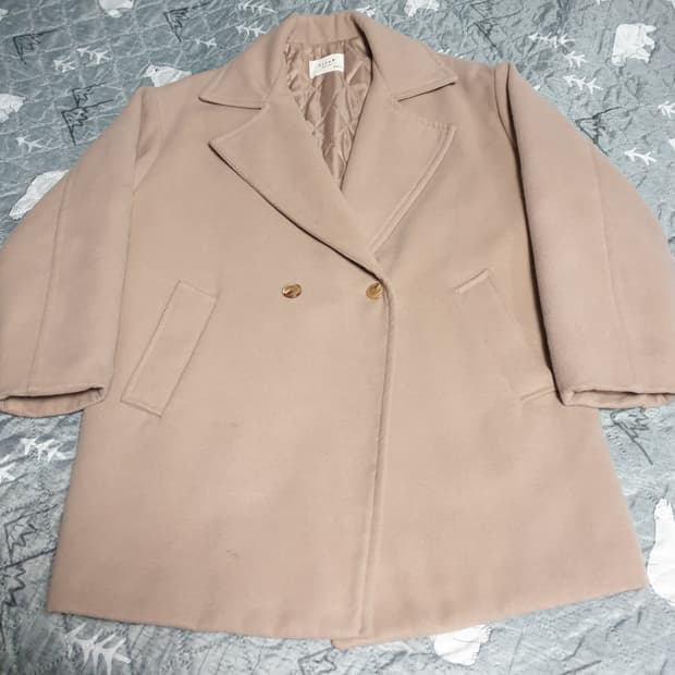 DIVA# 안감누빔 울 미디코트 베이지 (F)