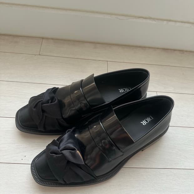 (40) FW25 디올 꾸뛰르 레이스 로퍼 팝니다