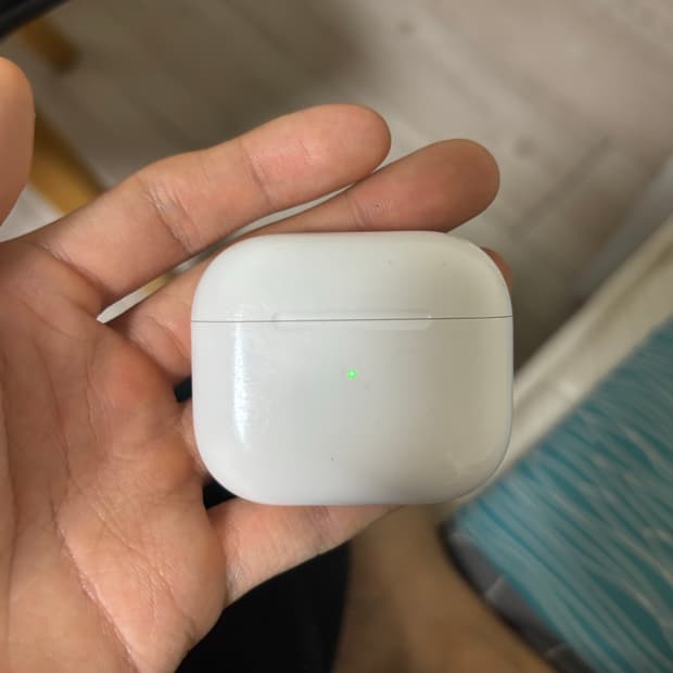 에어팟 3세대 본체