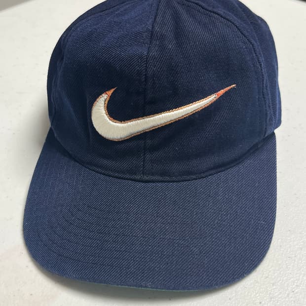 90s 나이키 팀 스포츠 센터 스우시 볼캡 민희진 모자