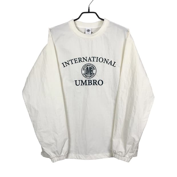 엄브로 Umbro 아치레터링 피스테 긴팔 S (90)