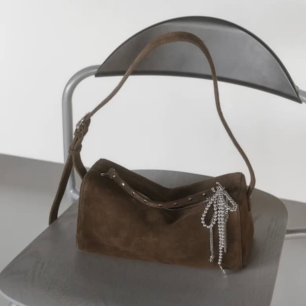 기호 벨바 스터드 브릭백 브라운 스웨이드