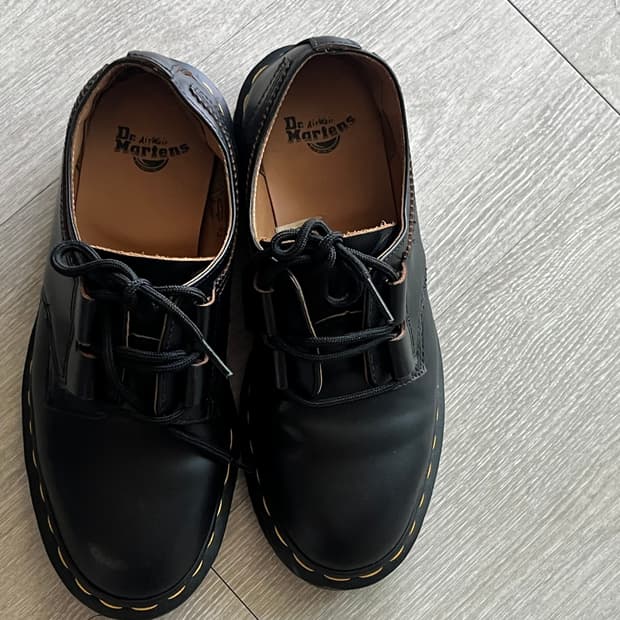 닥터마틴 빌링턴 길리 캐주얼화 블랙 / 22695001