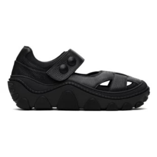 (41) 키코 코스타디노브 톤킨 하이브리드 샌들