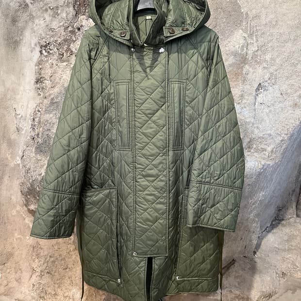 버버리 콜레레인 퀼팅 패딩