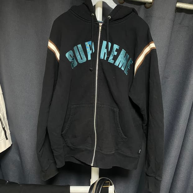 슈프림 로고 후드집업 M