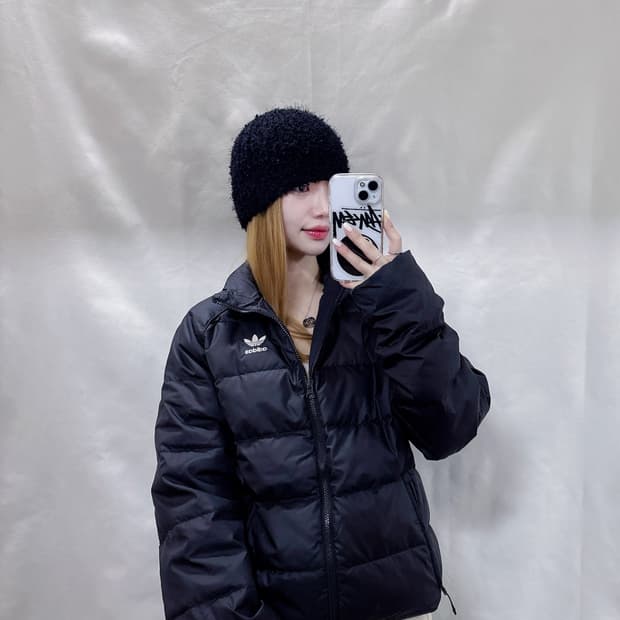 아디다스 블랙 유로파 다운 패딩 