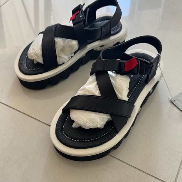 MEADOW SANDAL 메도우 샌들
