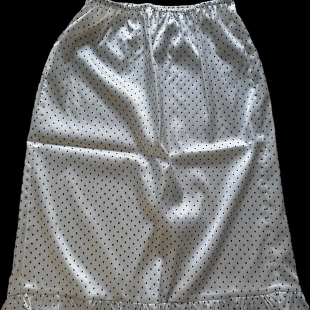 마조네 도트 미디 레이어드 스커트 FRILL LAYERED MIDI SK