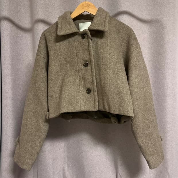 베이지브라운 숏 코트