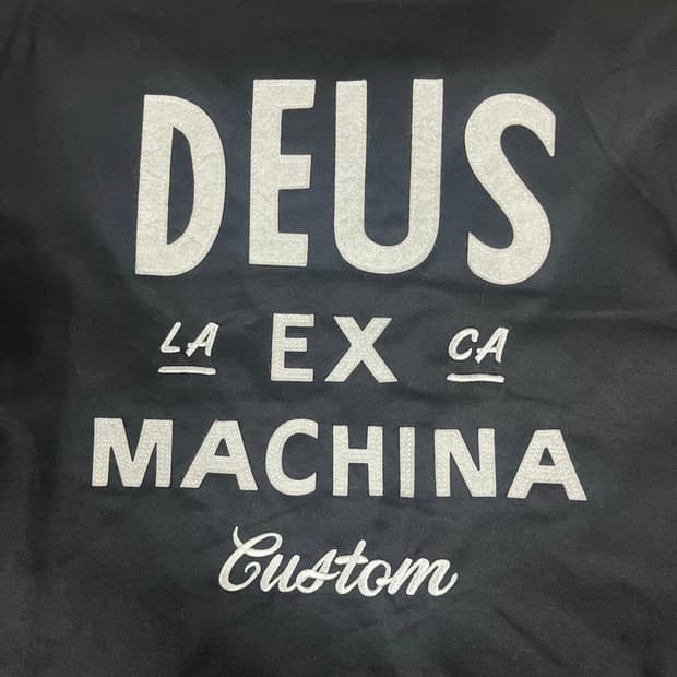 데우스 엑스 마키나 워크자켓