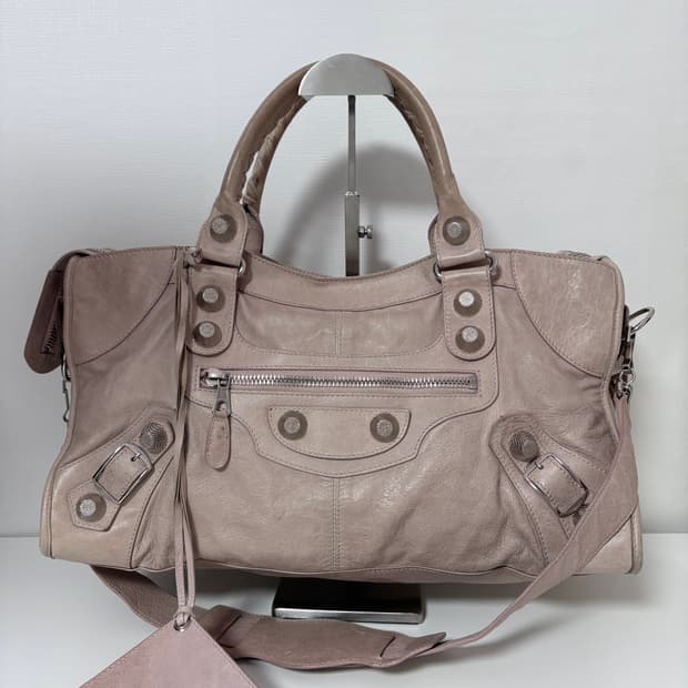 발렌시아가 파트타임 자이언트 모터백 핑크베이지