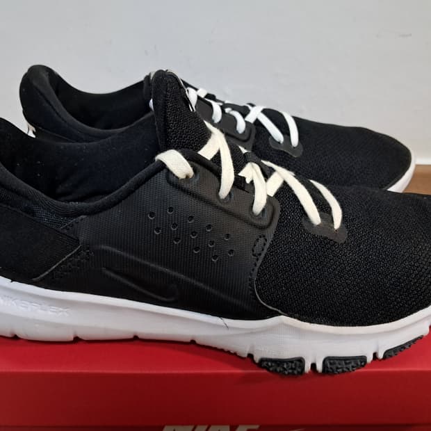 나이키 트레이닝화 285