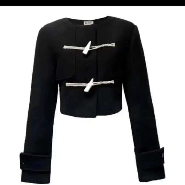 비앤프롬 떡볶이 코트 (자수 O)