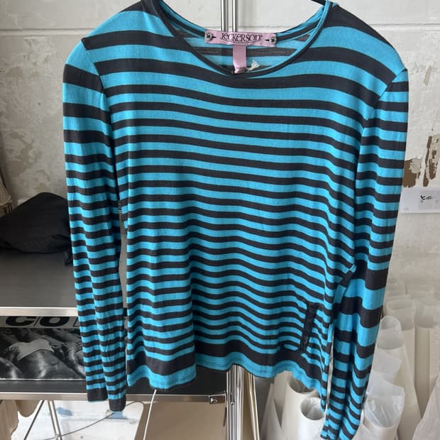 Vintage Stripe Long Sleeves
