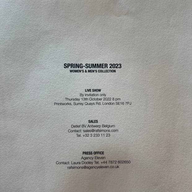 라프시몬스 마지막 컬렉션 친필싸인+초대장