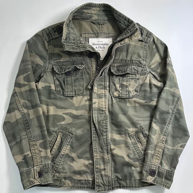 아베크롬비 카모 하이넥 자켓