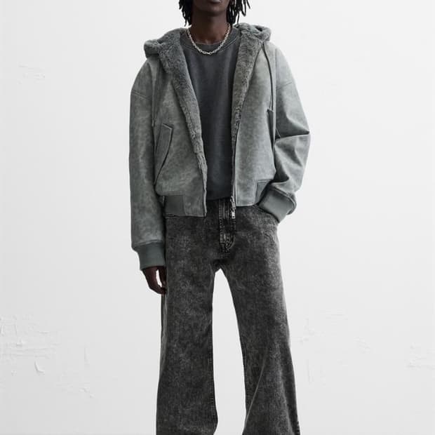 자라 리버시블 가죽효과 봄버재킷