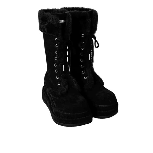 루루서울 윈터 엔젤 퍼부츠 미디 235 구해요🥹