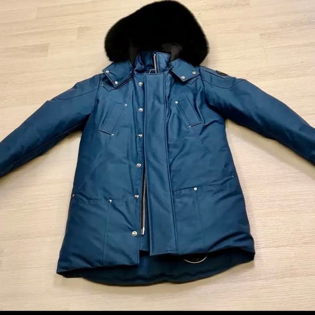 무스너클 캐나다 구즈 S 