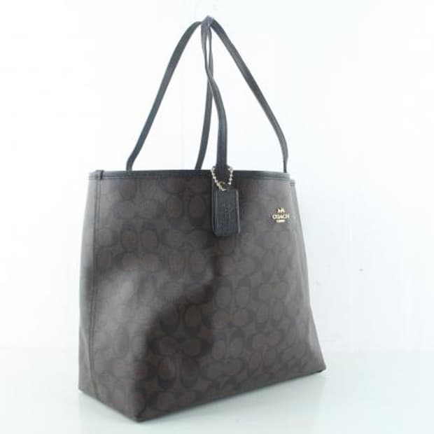 코치 시그니처 코팅 캔버스 빅 숄더백