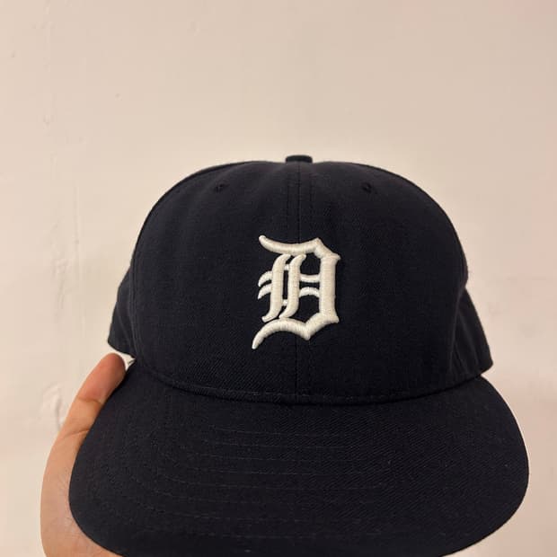 뉴에라 디트로이트 타이거즈 59FIFTY 네이비 (57.7cm)