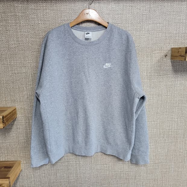 110사이즈 나이키 맨투맨