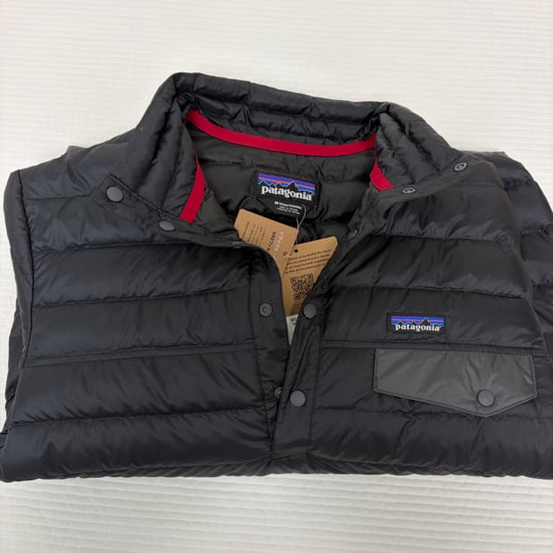 파타고니아 풀오버 패딩 블랙 데드 스탁 새상품