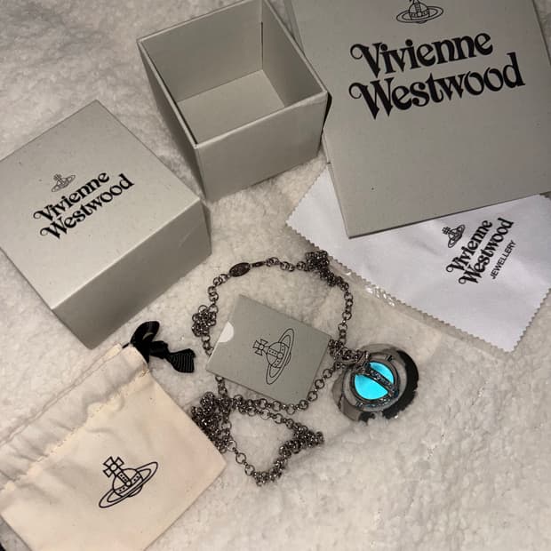 비비안웨스트우드 블루 오브 orb 목걸이 풀박스