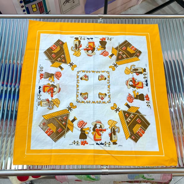 빈티지 오렌지 드로잉 손수건