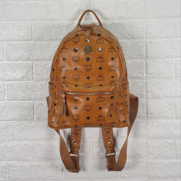MCM 스타크 스터드 비세토스 백팩 스몰ㄴ