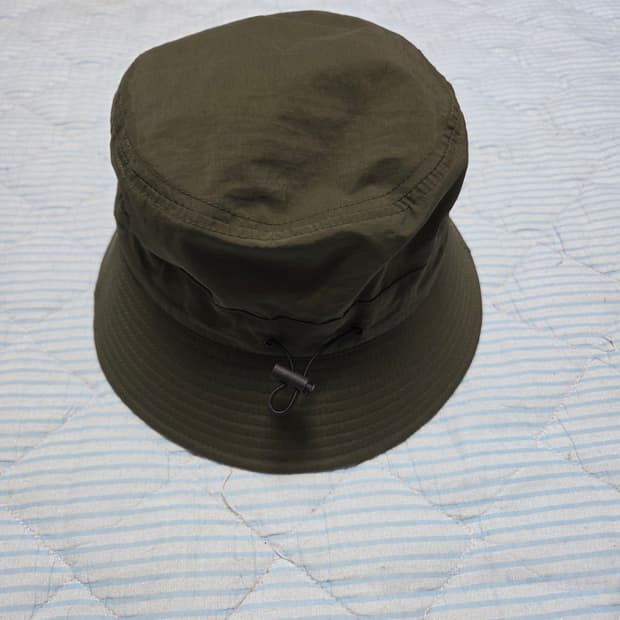 셀린느 트리오페 버킷햇 남여공용