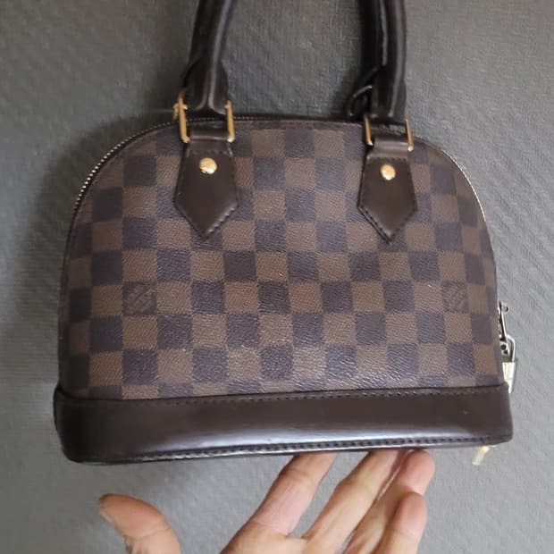 루이비통 다미에 알마