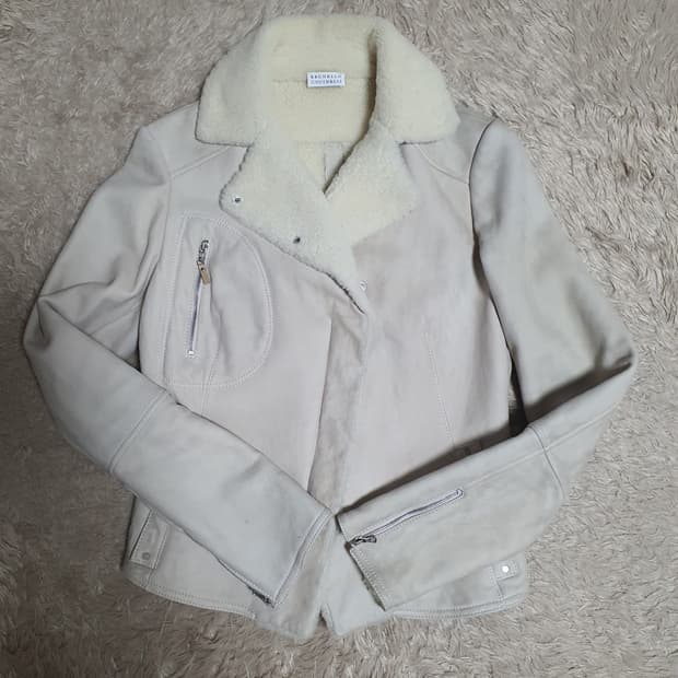 브루넬로 쿠치넬리 무스탕 사이즈 40