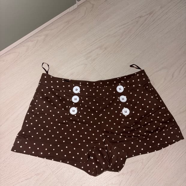 자라 도트 단추 로우라이즈 반바지 쇼츠 xs