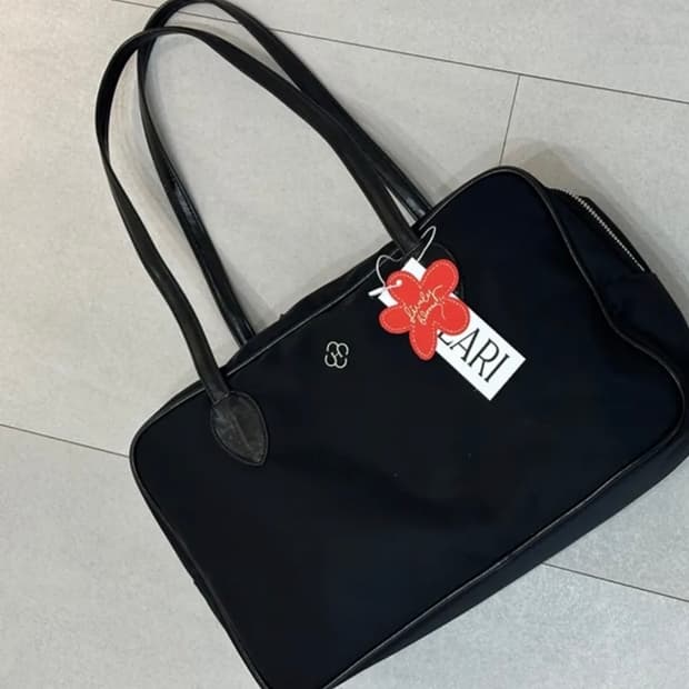 히어리 나일론백 / 히어리 세이지 백 / 히어리 가방 / 히어리숄더백