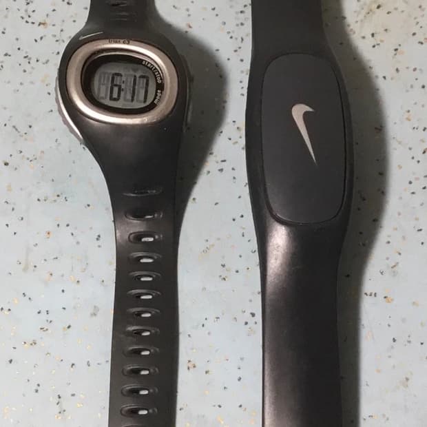 나이키 트라이엑스 C3 워치 SM0013