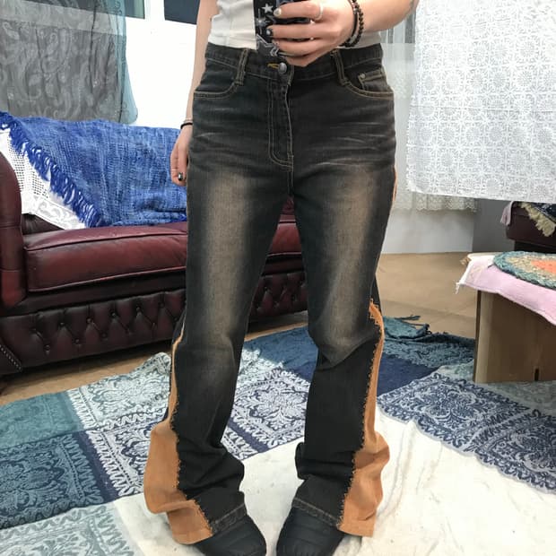 Auraji 빈티지 여성 사이드 디테일 부츠컷 스판 데님팬츠 