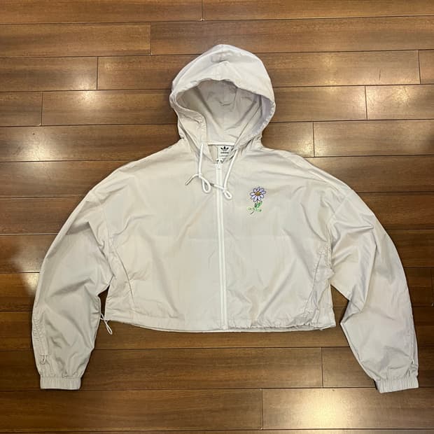 아디다스 크롭 바람막이 점퍼