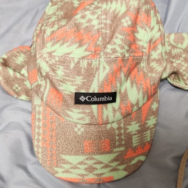 Columbia Pattern Ear Flap Cap