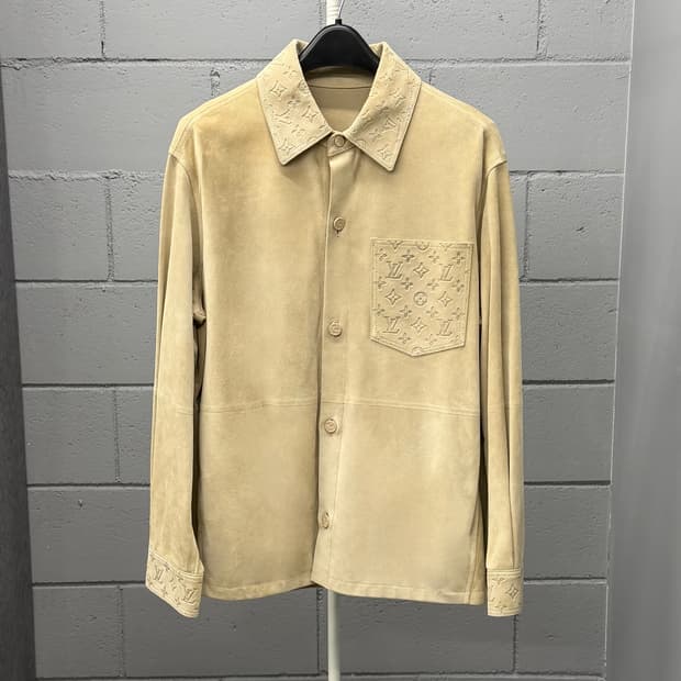 { 50 } 루이비통 스웨이드 셔츠 자켓