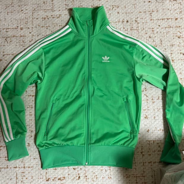 아디다스 트랙탑 져지 그린