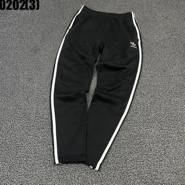 아디다스 트랙팬츠